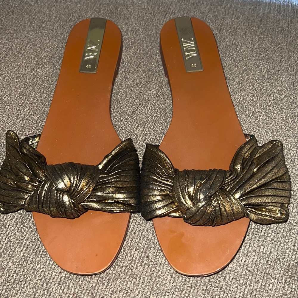Women’s sandals